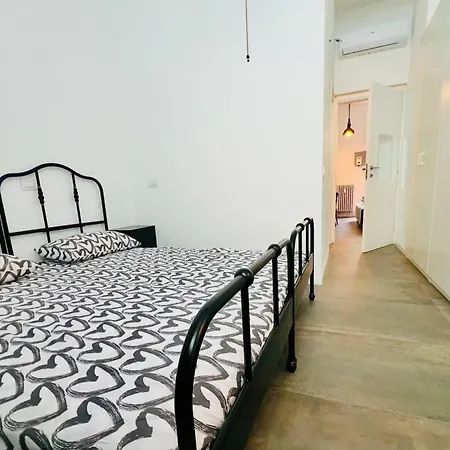 Апартаменты 3 In Navigli Center Close To The Metro With Parking Милан